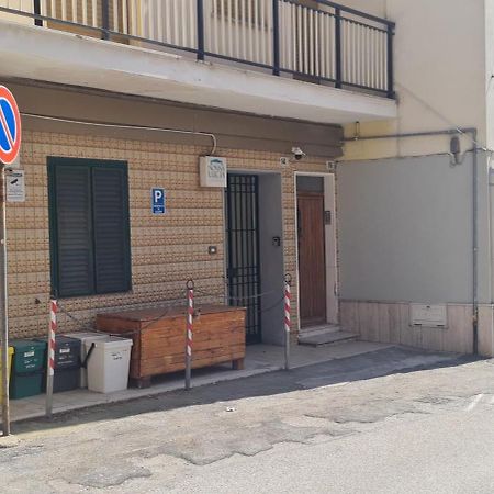 Bed And Breakfast Nonna Lucia 泰尔莫利 外观 照片